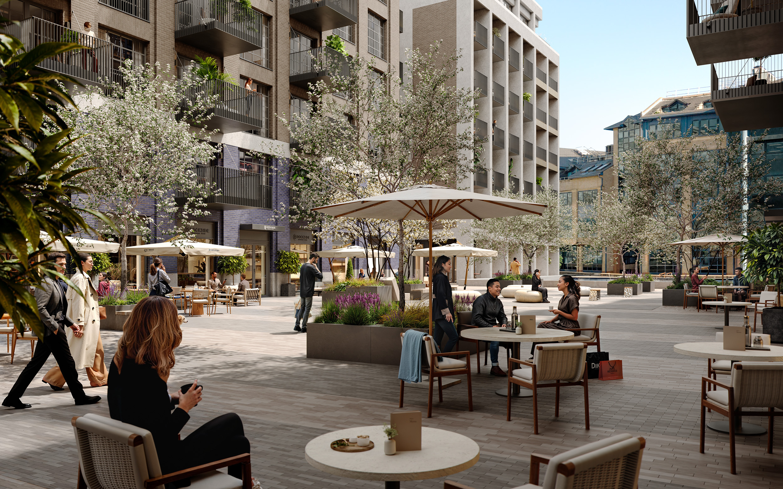 Courtyard café & seating